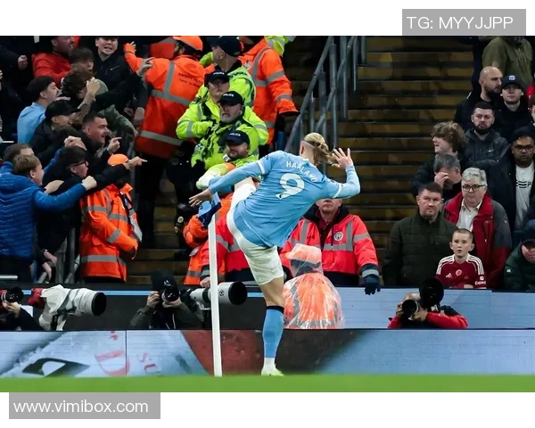 热刺逆转曼城上演经典友谊赛神扑瞬间引发全场狂欢