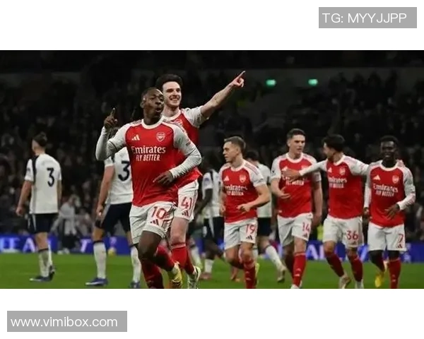 英超精彩对决阿森纳与AC米兰战成平局绝杀瞬间引发全场热烈反响 英超精彩对决阿森纳与AC米兰战成平局绝杀瞬间引发全场热烈反响