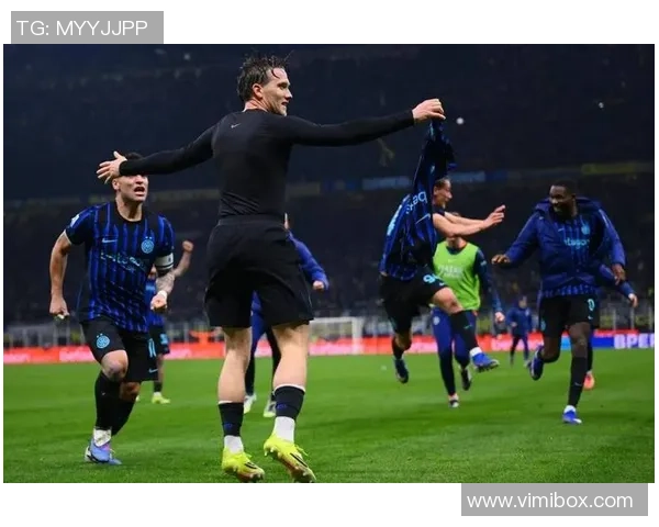 西甲精彩对决国米与波尔图战成平局逆转瞬间引发全场热烈反响 西甲精彩对决国米与波尔图战成平局逆转瞬间引发全场热烈反响